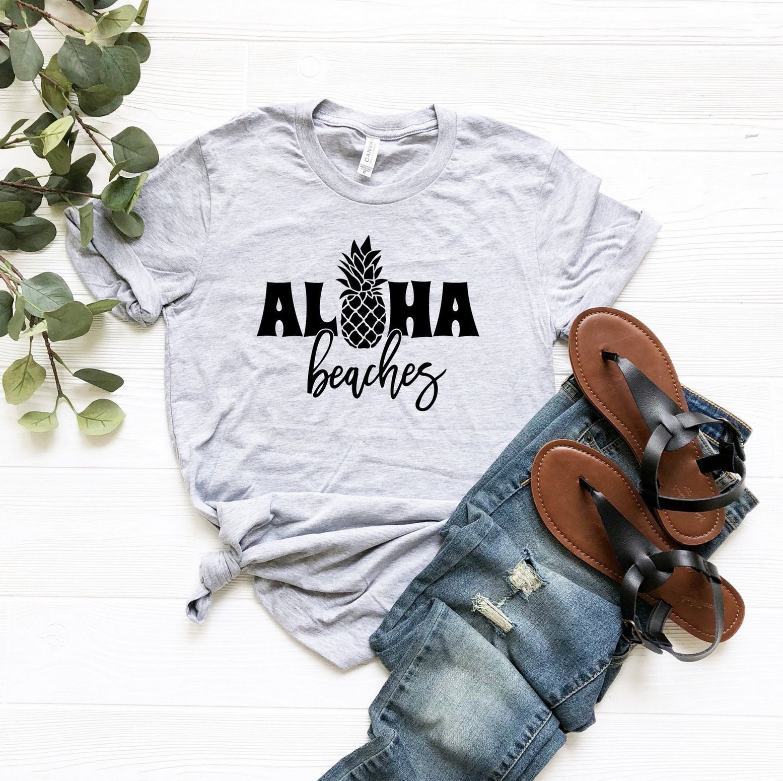 Aloha Strände Shirt, Ananas T-Shirt, Hawaii Urlaub Lustiges Sommer T-Shirt Aloha Strände Shirt, Ananas T-Shirt, Hawaii Urlaub Lustiges Sommer T-Shirt von ComfyShirtsUS
