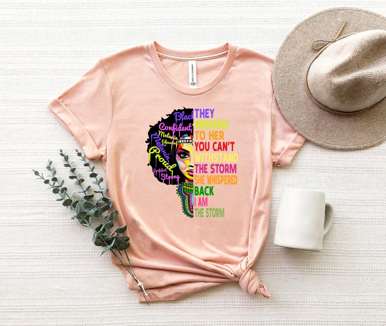 Sie Flüsterten Ihr, Du Kannst Dem Sturm Nicht Standhalten, I Am The Storm T-Shirt, Juneteenth Shirt, Black History Women Shirt von ComfyShirtsUS