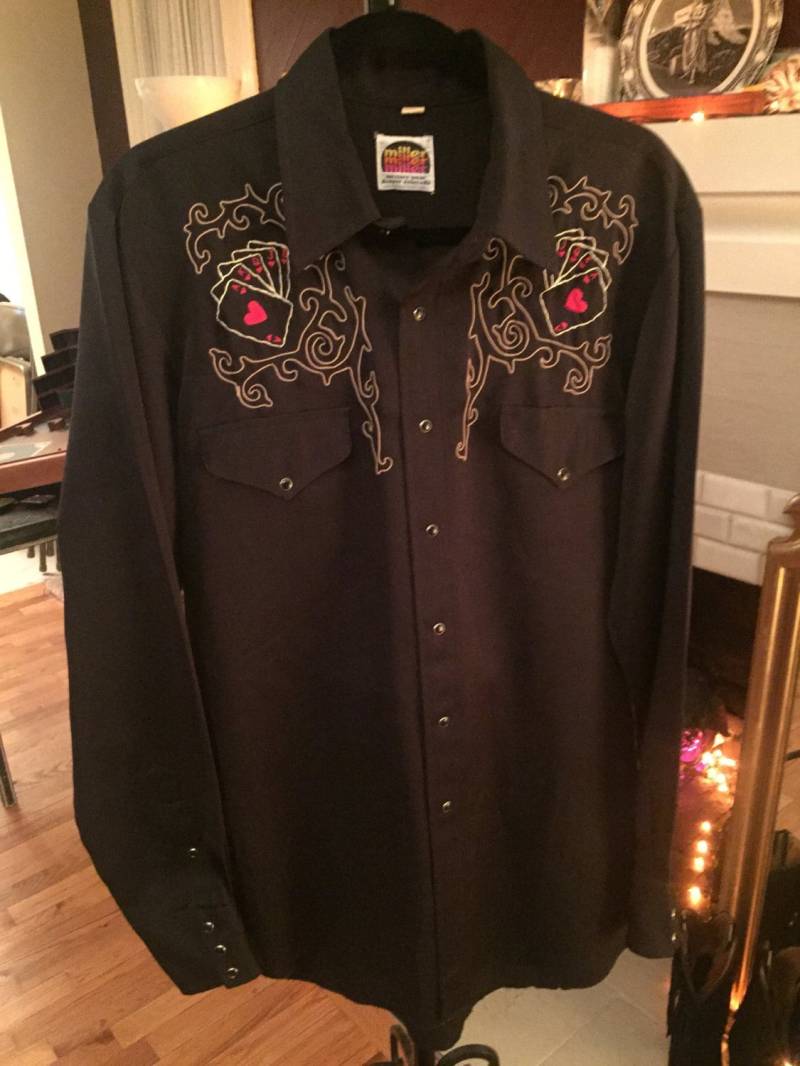 Miller Western Wear Schwarzes Cowboy Kleid Shirt Mit Pokerkarten Größe Groß von CommonThreadClothing
