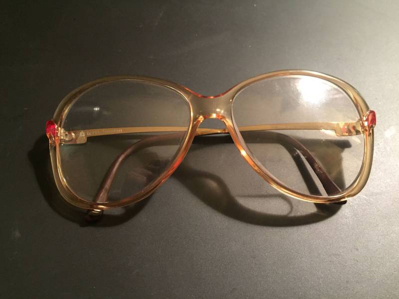 Vintaterri Brogan Männer Frauen Lesebrille Entwerfer Bifocal Gold Rote Frames Vintaterri Brogan Männer Frauen Lesebrille Entwerfer Bifocal Gold Rote Frames von CommonThreadClothing