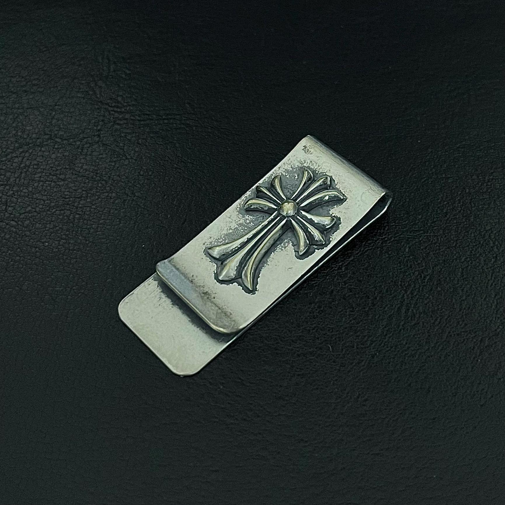 Ch Style Geldspange, Vintage Oxidized & Distressed Cross Geldspange Handmade Wallet Clip, Jubiläumsgeschenk von ComoAtelier