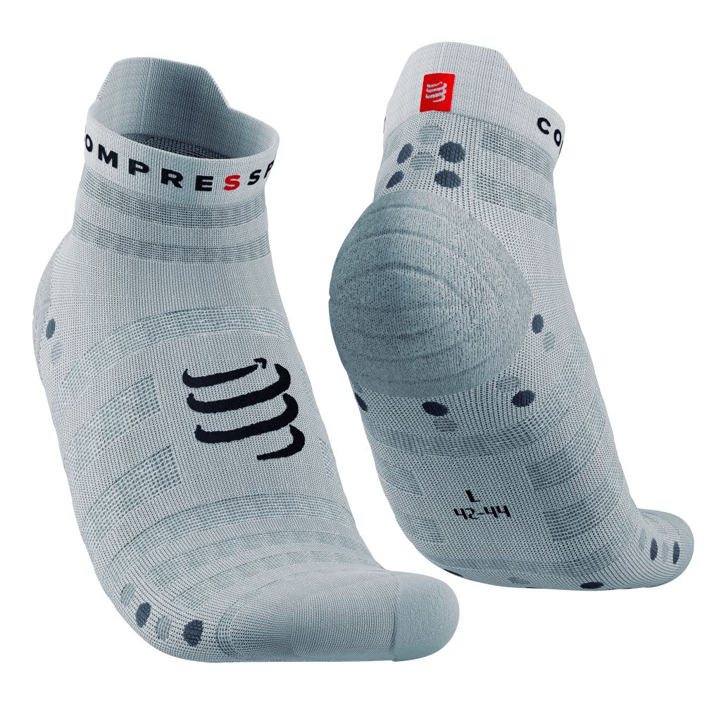 Pro Racing Socks V4.0 Ultralight Run Low M von Compressport
