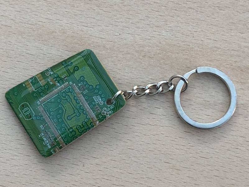 Recycelte Computer Platine Schlüsselring/Schlüsselanhänger. Ideales Geschenk Für Geek Programmierer Secret Santa Gamer Bruder Vater Ingenieur von ComputerCuriosities