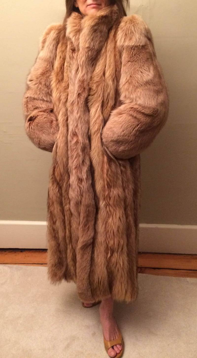 Vintage Damen Golden Waschbär Pelz Mantel in Voller Länge von ConbrioCreates