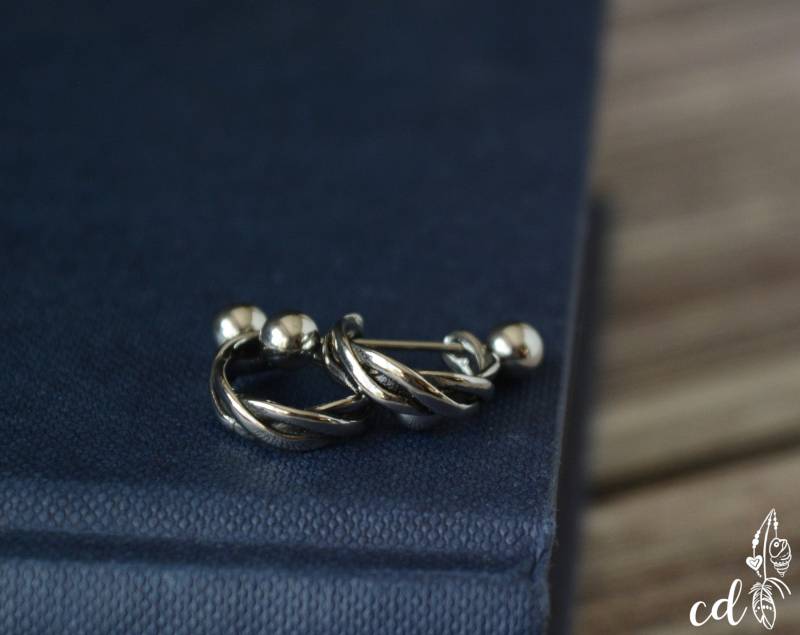 Edelstahl Ohrringe. Ohrringe Mit Creolenmuster Zum Schrauben. Wikinger von ConceptualizeDesign