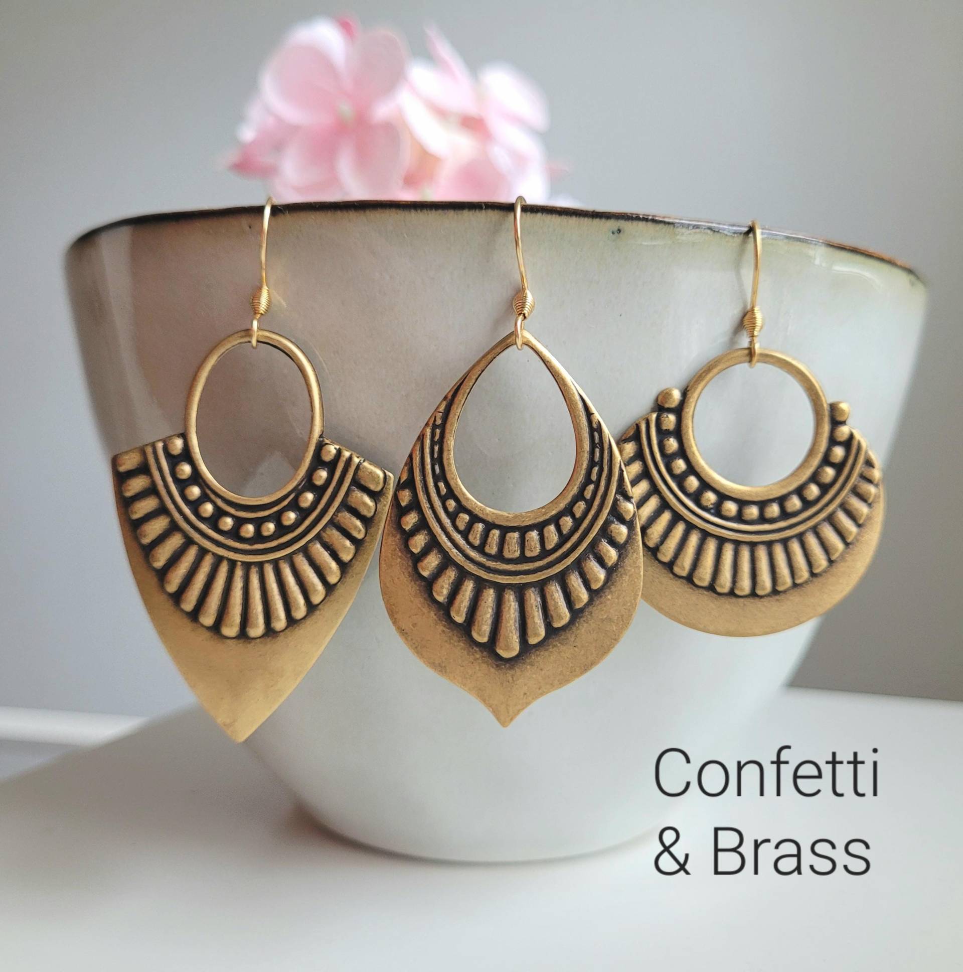 Ethno Ohrringe Bronze Mit Edelstahl Ohrhaken von ConfettiAndBrass