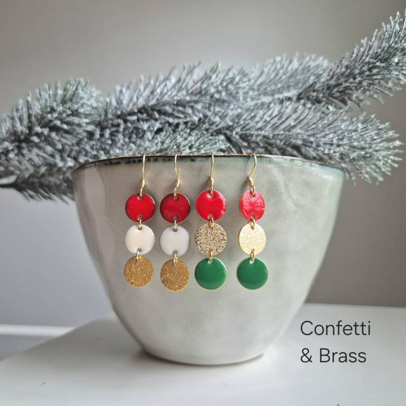 Längliche Weihnachtsohrringe Mit 3Er Emaille in Rot, Grün, Weiss, Gold Und Edelstahl Ohrhaken von ConfettiAndBrass