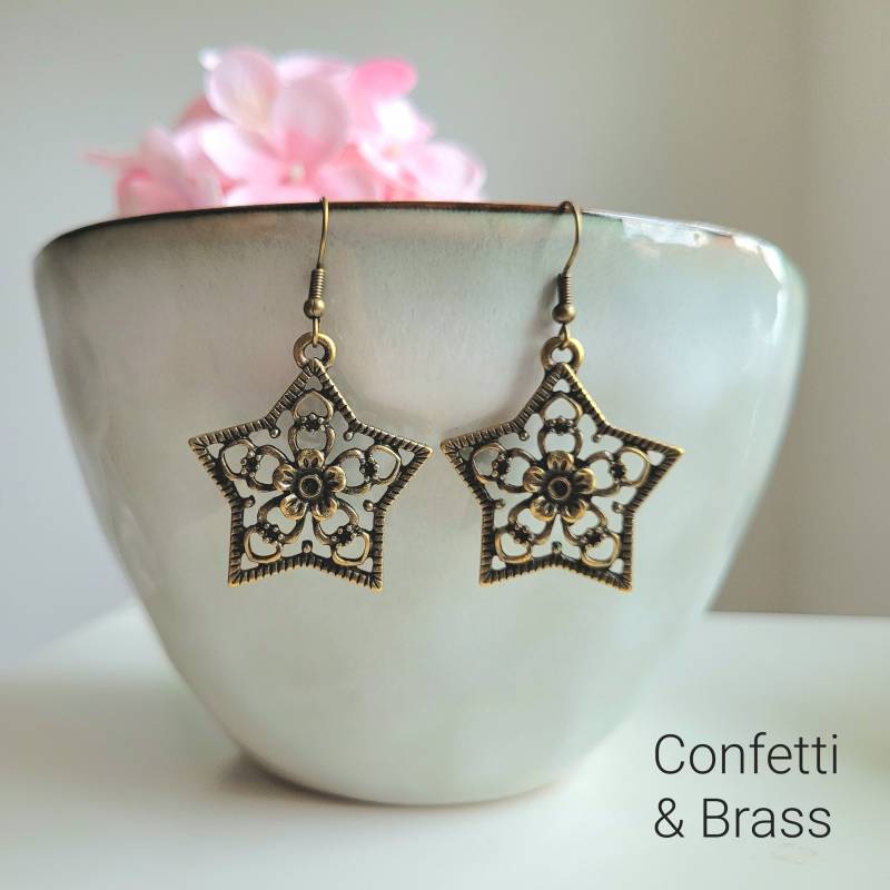 Ohrringe Mit Sternanhänger in Bronze Antik von ConfettiAndBrass