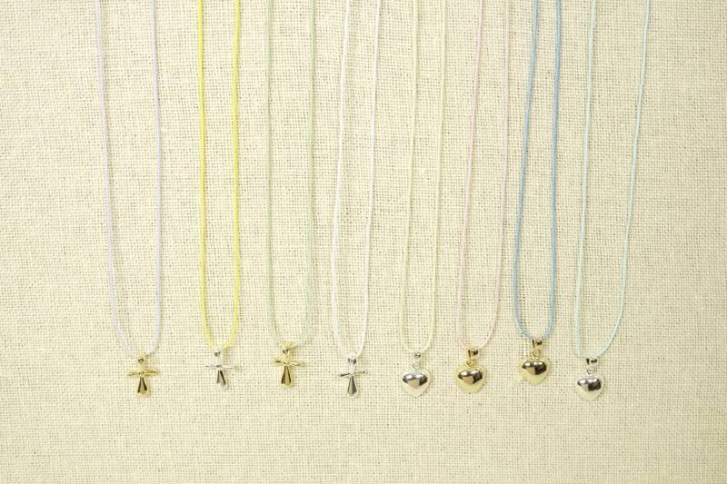 Pastell Ostern Farbe Kreuz Und Herz Schnur Halsketten Pastell Ostern Farbe Kreuz Und Herz Schnur Halsketten von ConnieMoonJewelry