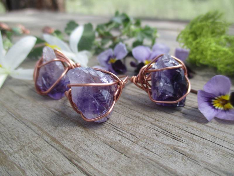 Amethyst Roh Ring, Eine Perfekte Kleine Spitze, Kupfer Draht Gewickelter Aus Sterling Silber Amethyst Roh Ring, Eine Perfekte Kleine Spitze, Kupfer Draht Gewickelter Aus Sterling Silber von ConstantRuckus