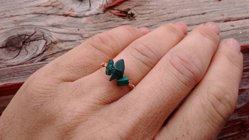 Malachit Kristall Ring Auf Bestellung Malachit Kristall Ring Auf Bestellung von ConstantRuckus