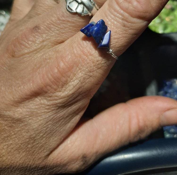 Süßer, Zierlicher Echter Lapis Lazuli Kristall Ring - Auf Bestellung, Bronze Ring, Sterling Silber R Süßer, Zierlicher Echter Lapis Lazuli Kristall Ring - Auf Bestellung, Bronze Ring, Sterling Silber R von ConstantRuckus