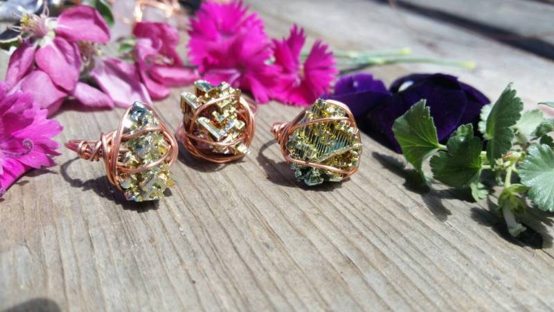 Wismut-Kristall Ring, Reiner Kupfer Wismut-Ring, Regenbogen-Wismut-Ring, Wismut-Ring Für Alle Größen, Element 83, Bismuth-Ring Wismut-Kristall Ring, Reiner Kupfer Wismut-Ring, Regenbogen-Wismut-Ring, Wismut-Ring Für Alle Größen, Element 83, Bismuth-Ring von ConstantRuckus