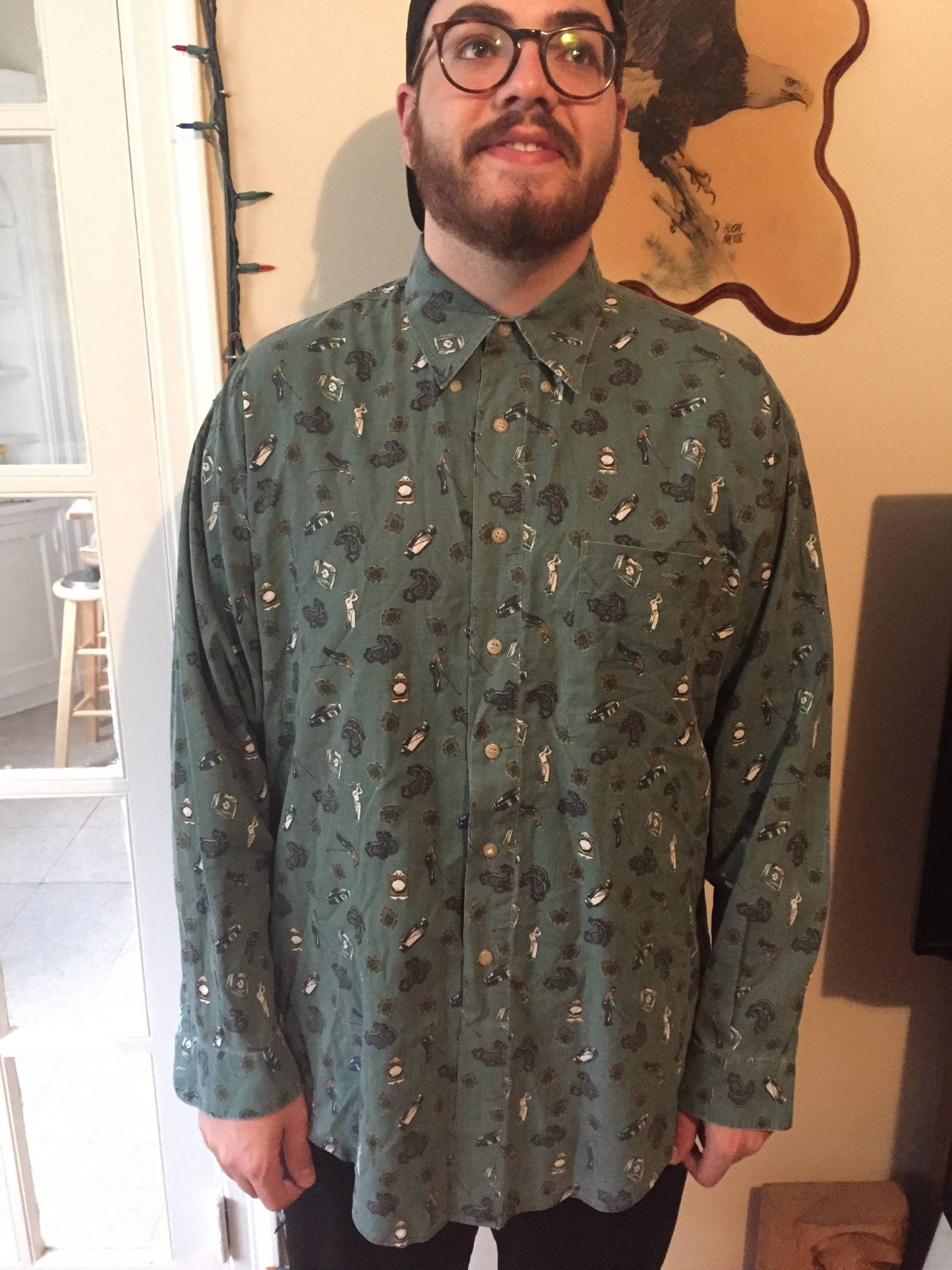 Jahrgang Grün Bugle Boy Langarm Button-Down-Shirt W/Wiederholen Golf Muster Druck Golf, Golfer, Paisley 90Er Shirt von ContinentalThrift