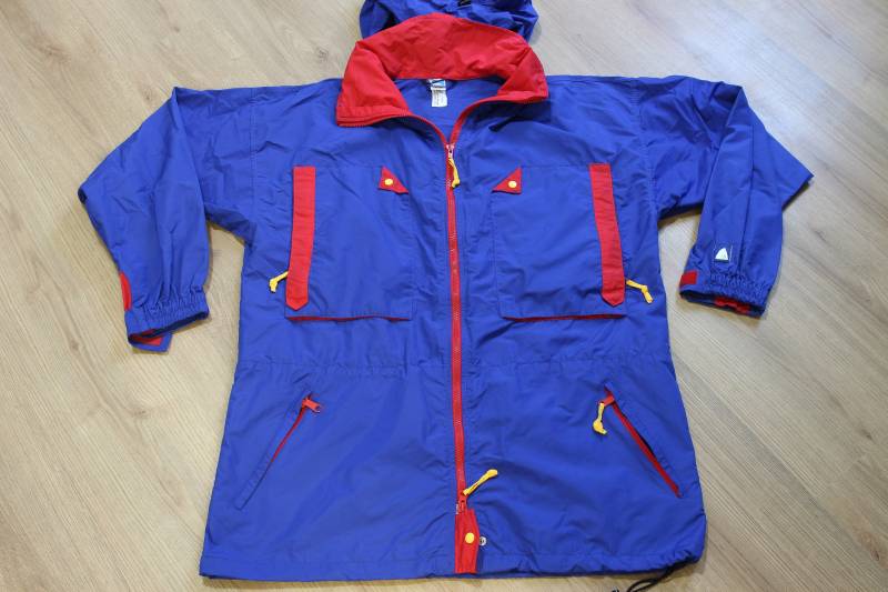 Jahrgang Sierra Entwirft Anorak Zipup Windbreaker Parka Stil Lange Regen Jacke Schleie Mantel Jahrgang Sierra Entwirft Anorak Zipup Windbreaker Parka Stil Lange Regen Jacke Schleie Mantel von ContinueThe90s