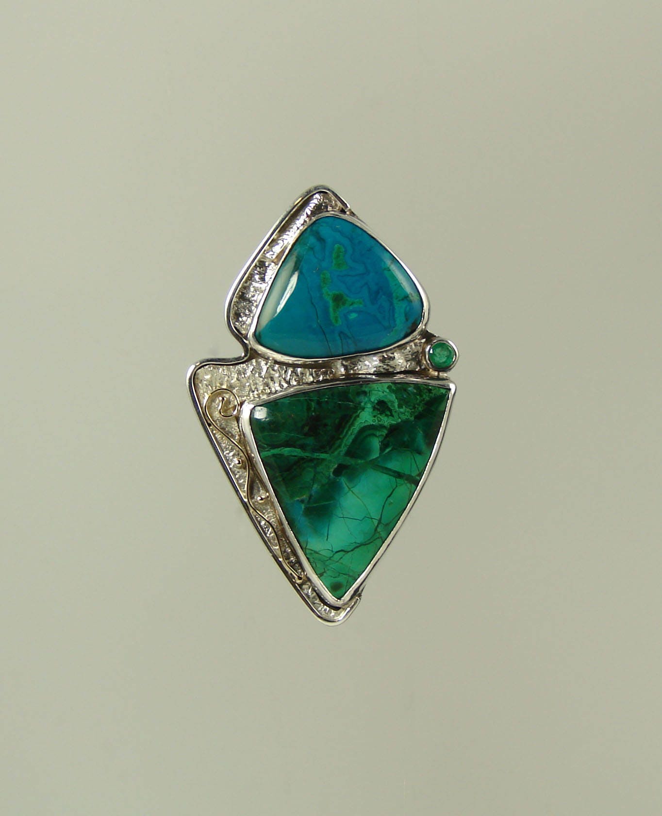 Chrysokoll, Malachit Und Smaragd Brosche Chrysokoll, Malachit Und Smaragd Brosche von ContraryMaryJewelry