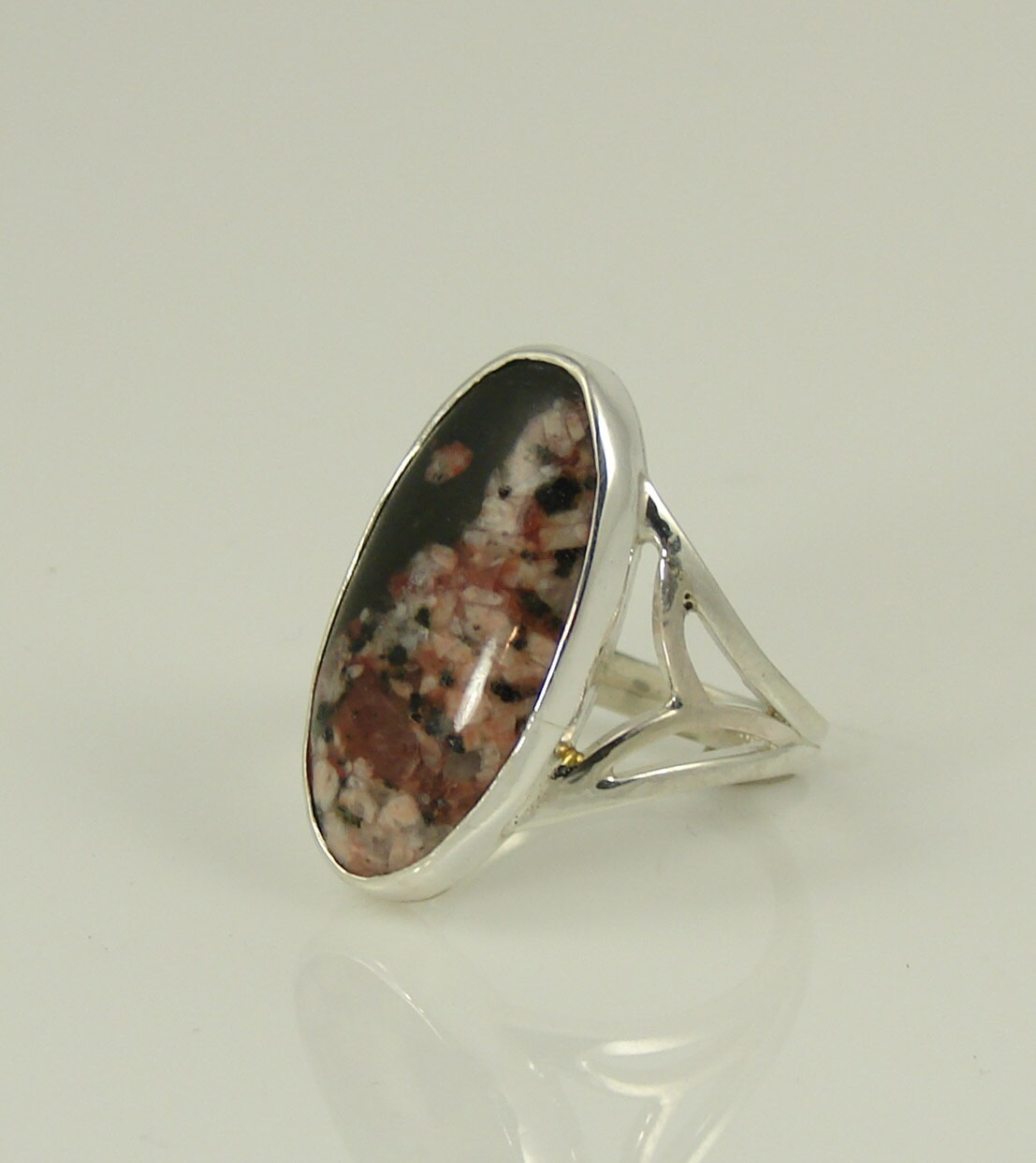 Sterling Silber Ring Mit Ovalen Feldspat Mischung Stein Sterling Silber Ring Mit Ovalen Feldspat Mischung Stein von ContraryMaryJewelry