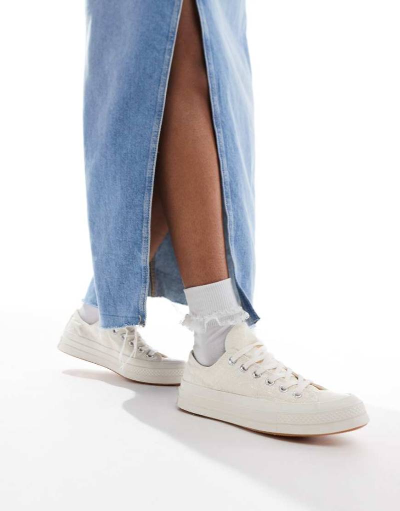 Converse - Chuck 70 Ox - Sneaker in Weiß mit Schnürsenkeln Converse - Chuck 70 Ox - Sneaker in Weiß mit Schnürsenkeln von Converse