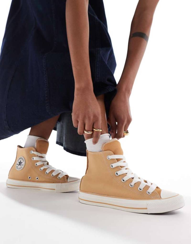 Converse - Chuck Taylor All Star Hi - Knöchelhohe Sneaker in Hellbraun von Converse
