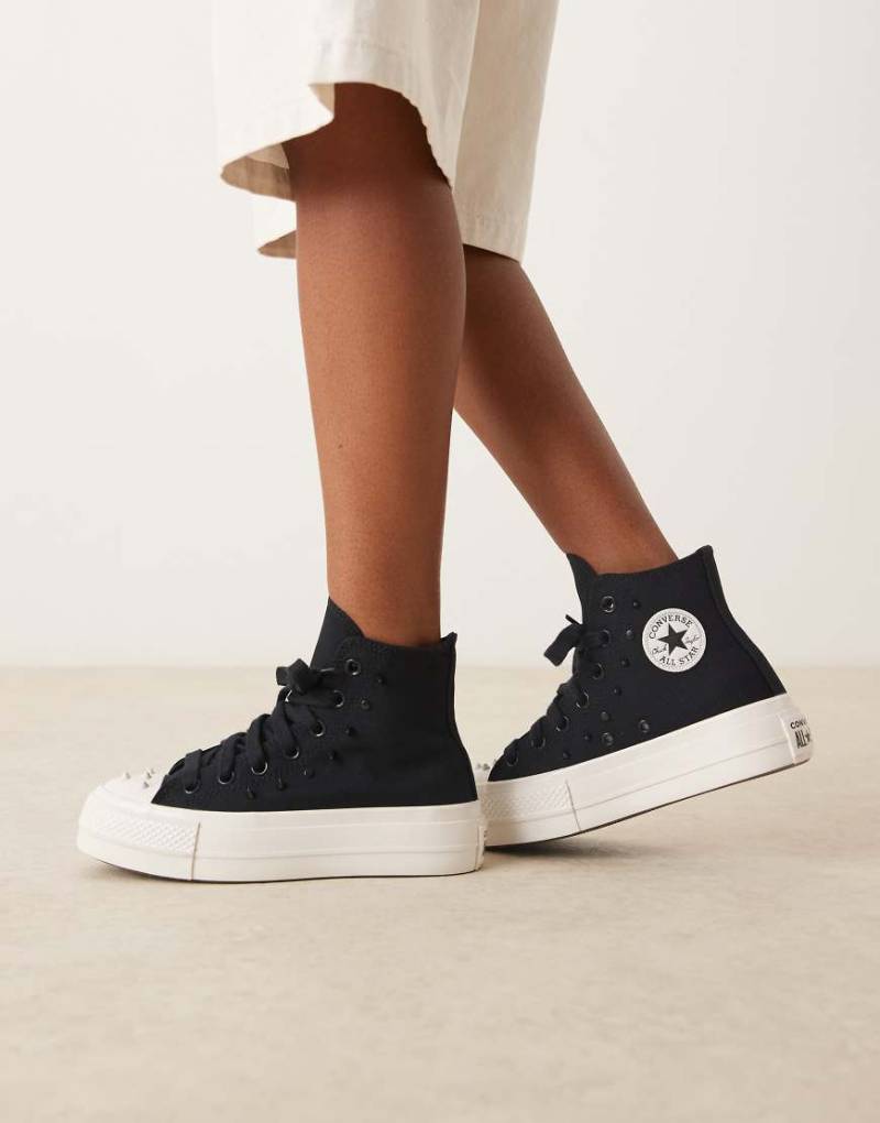 Converse - Chuck Taylor All Star Lift Hi - Mit Nieten besetzte Sneaker in Schwarz mit Plateausohle von Converse