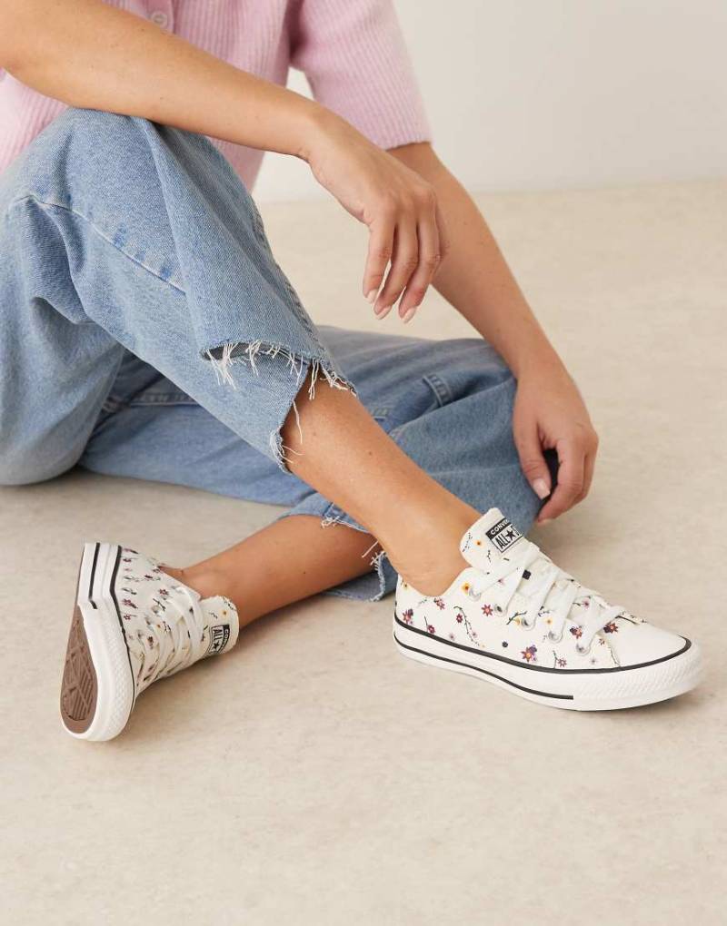 Converse - Chuck Taylor All Star Ox - Sneaker in Wollweiß mit Blumen von Converse