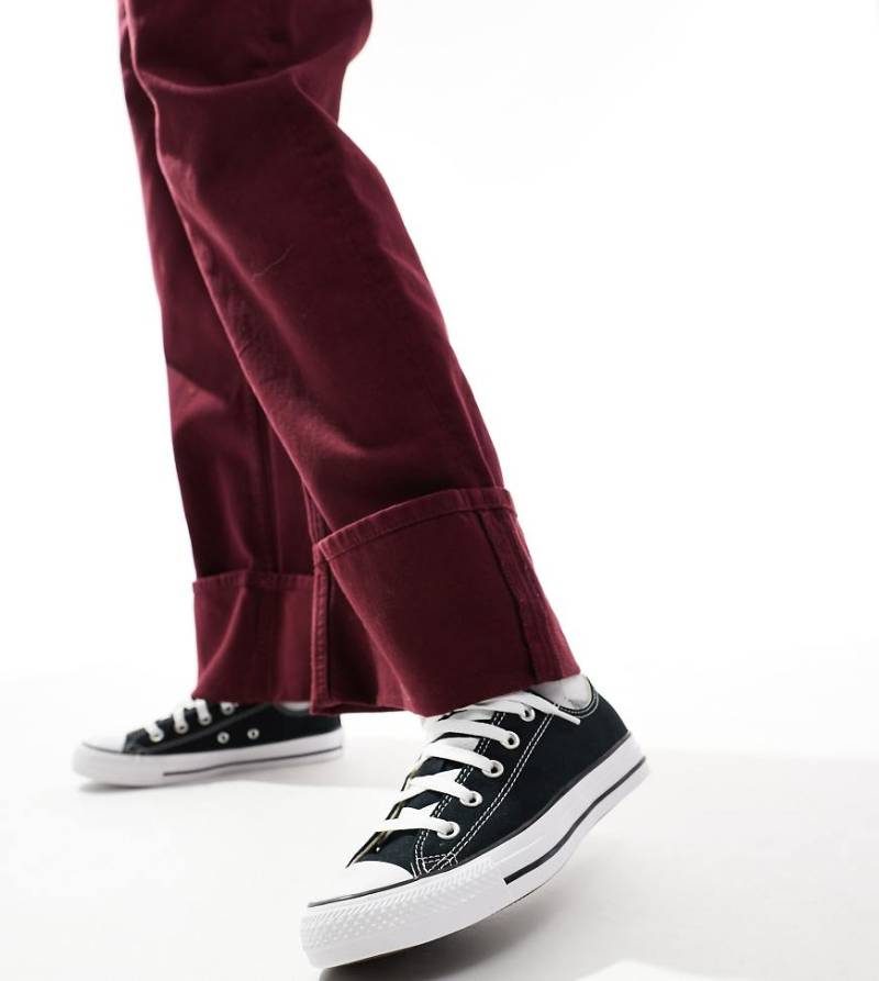 Converse - Chuck Taylor All Star Ox Wide Fit - Sneaker in Schwarz, weite Passform von Converse