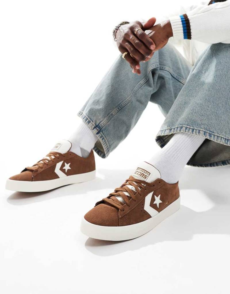 Converse - PL Vulc Pro Ox - Sneaker in Braun von Converse