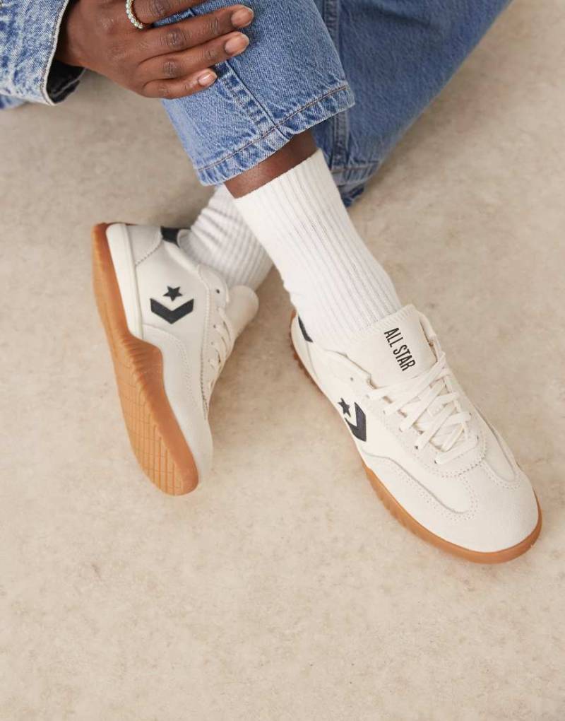 Converse - Run Star - Sneaker in Wollweiß Converse - Run Star - Sneaker in Wollweiß von Converse