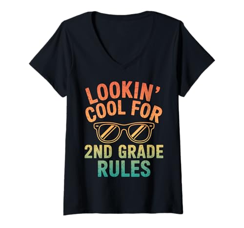 Damen Sieht cool aus für die 2. Klasse zurück in die Schule T-Shirt mit V-Ausschnitt Damen Sieht cool aus für die 2. Klasse zurück in die Schule T-Shirt mit V-Ausschnitt von Cool Back to School Tees 2nd Grade