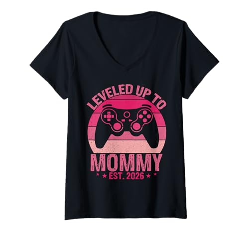 Damen Zu Mama 2026 befördert Auf Mommy Est 2026 Gaming hochgestuft T-Shirt mit V-Ausschnitt Damen Zu Mama 2026 befördert Auf Mommy Est 2026 Gaming hochgestuft T-Shirt mit V-Ausschnitt von Cool I leveled Up To Mommy 2026