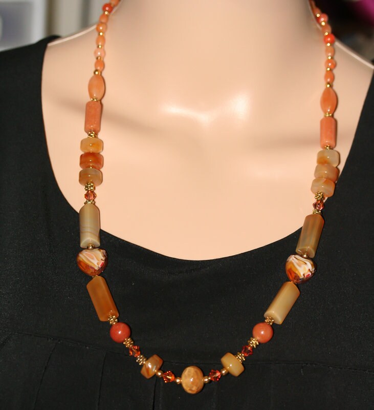 Halskette. Perlen Edelstein Statement Halskette Und Ohrringe Im Set. Karneol. Einzigartige Angesagte Farben von CoolCreationsByCindy