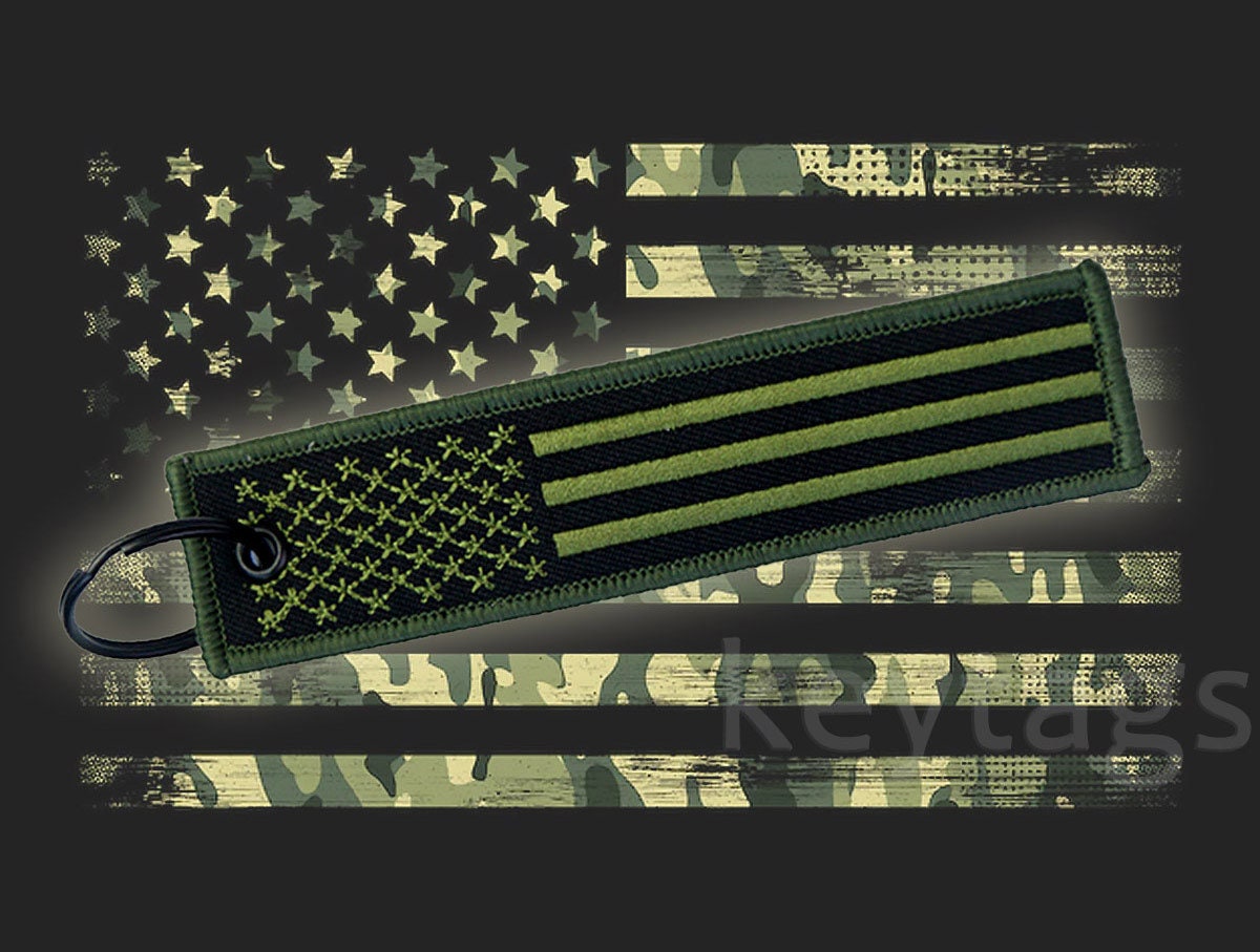 Schlüsselanhänger United States Camouflage Flag Tag Schlüsselring Auto Motorrad Militär Patriotisch Usa Hirsch Jäger Soldat Marines Camo von CoolKeyTags