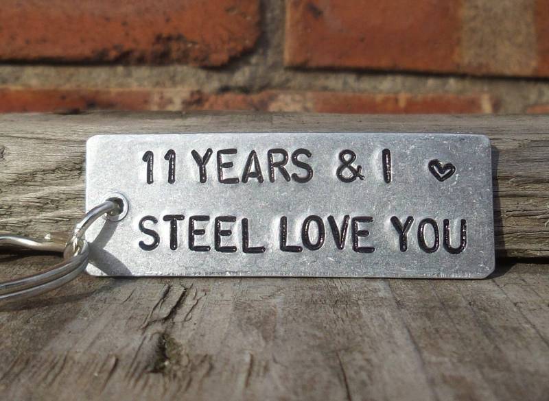 11 Jahre & I Steel Love You Schlüsselanhänger 11. Hochzeitstag Geschenke Für Männer Frauen Jahrestag Mann Frau Liebesgeschenk von CoolKeyrings