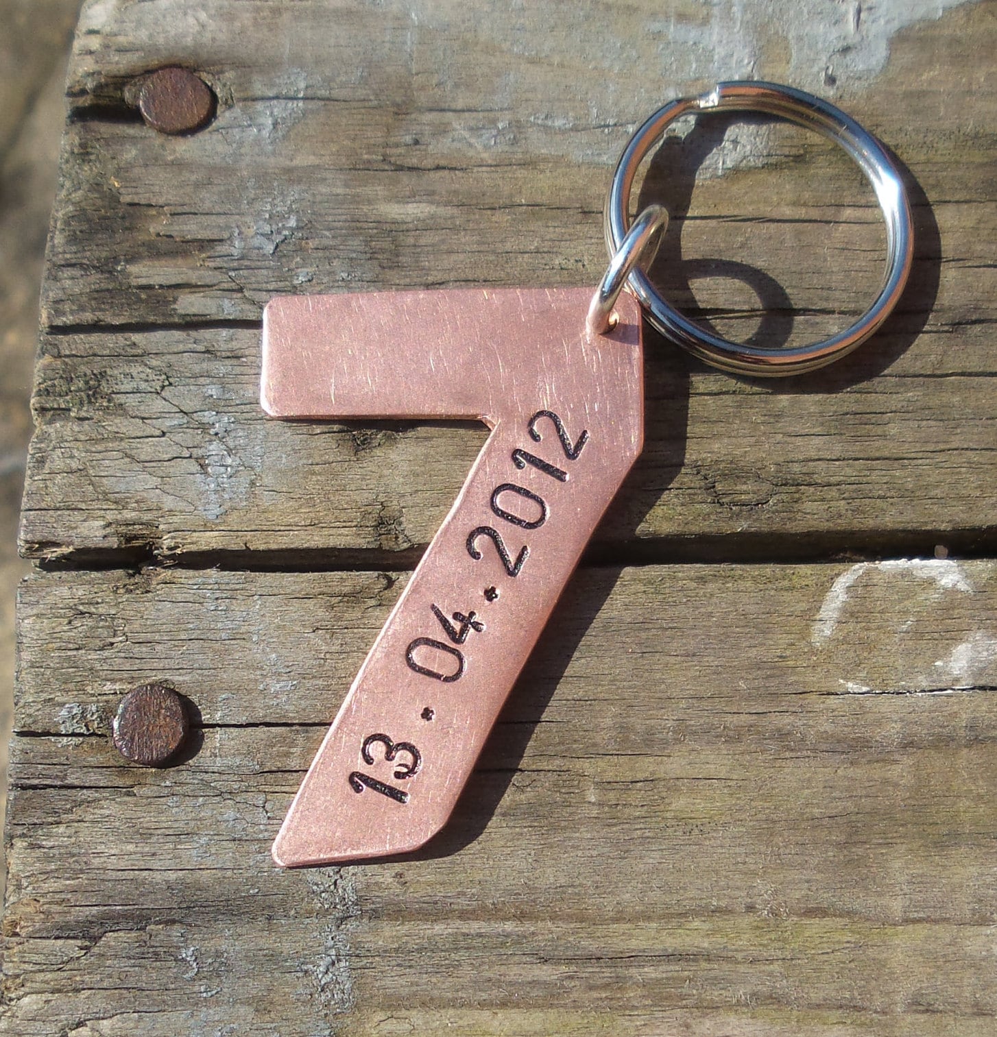 Personalisierte Massivem Kupfer 7. Hochzeitstag Traditionelles Geschenk Handgefertigter Schlüsselbund Schlüsselanhänger von CoolKeyrings