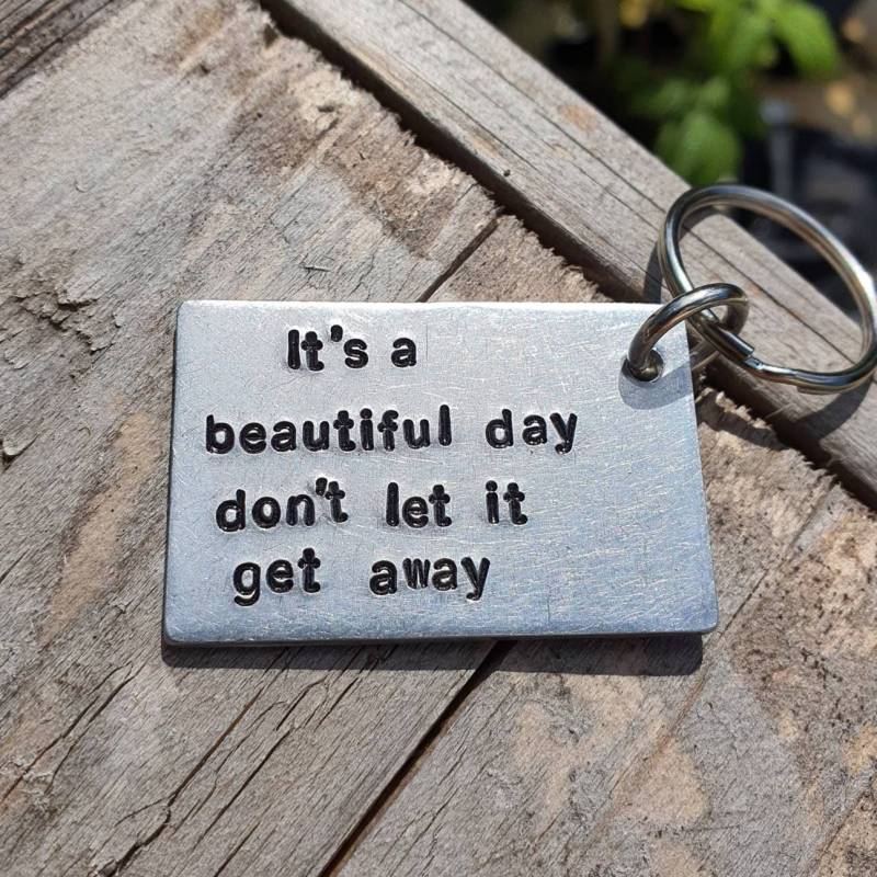 U2 Es Ist Ein Schöner Tag Don't Let It Get Away Music Valentinstag Für Ihn Ihr Freund Freundin Geschenke Jahrestag Keychain Lyrics Song U2 Es Ist Ein Schöner Tag Don't Let It Get Away Music Valentinstag Für Ihn Ihr Freund Freundin Geschenke Jahrestag Keychain Lyrics Song von CoolKeyrings