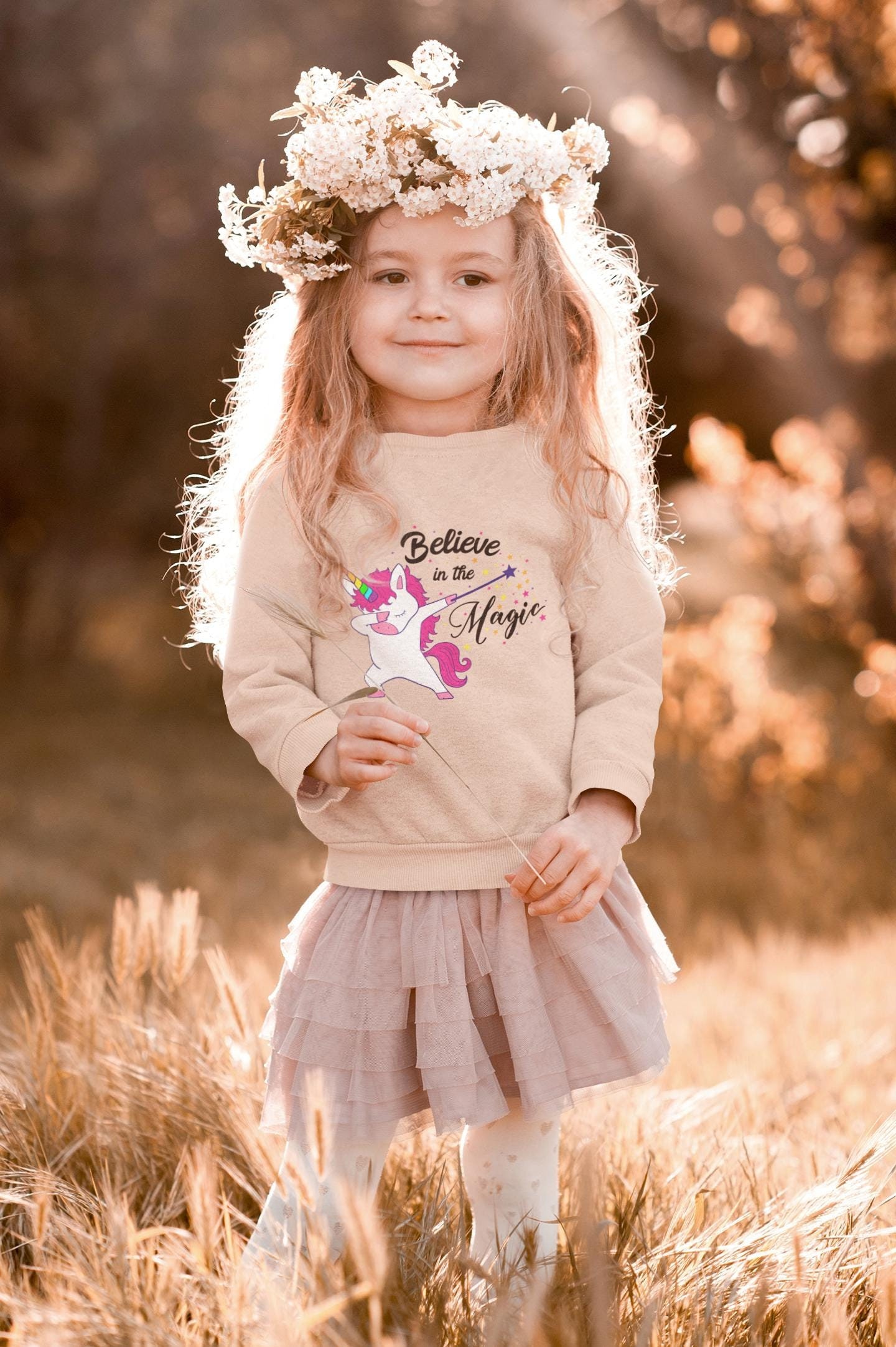 Einhorn Believe in The Magic - Kinder Pullover Sweatshirt Bio Baumwolle Hochwertig Langlebig Mini Changer 2.0 St/St Sh von CoolKidsBeWild