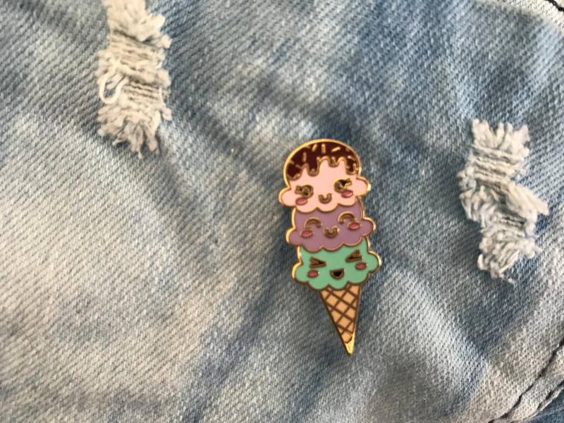 Pastell Eis Kegel Emaille Pin Pastell Eis Kegel Emaille Pin von CoolQueenCollective