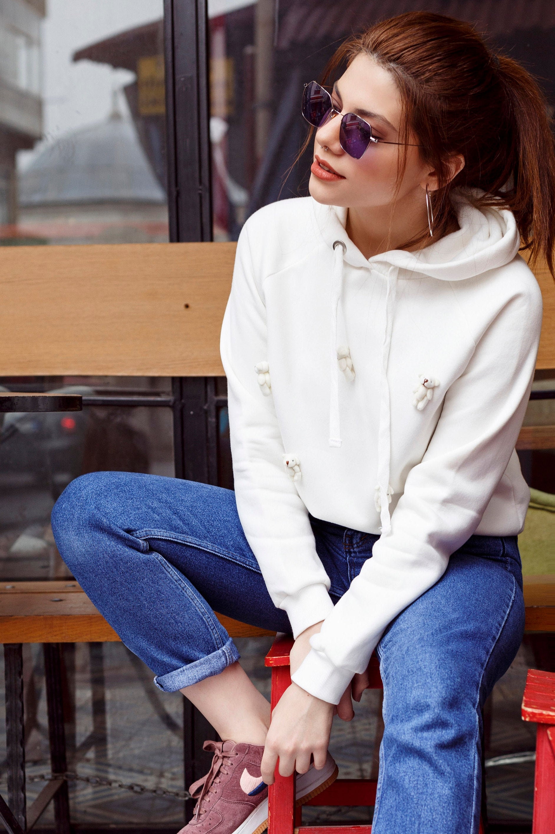 Handgemachter Hoodie - Unikat Lustiger Teddybär Design Weißer von CoolThingsFromLondon