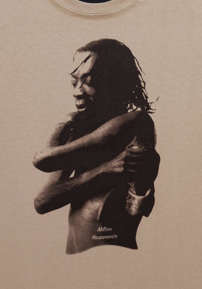 Milton Nascimento T-Shirt Versandkostenfrei Usa von Coolshirtsforyou