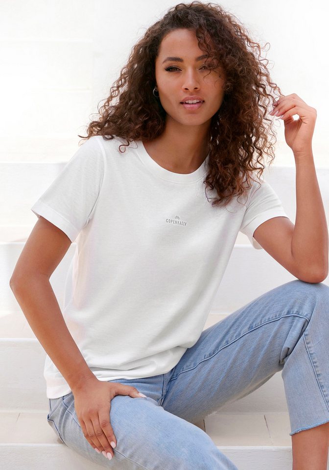 Copenhagen Studios T-Shirt mit dezentem Logoprint vorn aus softer Jersey-Qualität mit Bio-Baumwolle von Copenhagen Studios