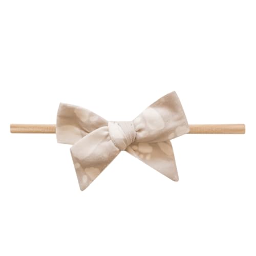 Copper Pearl 【Baby Schleifen】Stilvolle Stirnbänder für Baby Mädchen, Premium weiche und dehnbare Baby-Stirnbänder, perfekt für Neugeborene, trendige Designs - Tracker von Copper Pearl