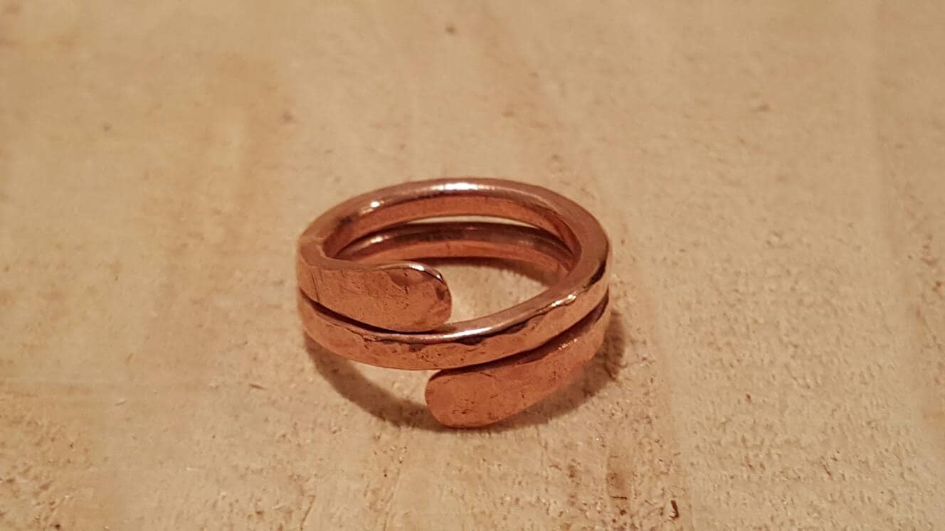 Gehämmert Kupferring Für Den Kleinen Finger Gehämmert Kupferring Für Den Kleinen Finger von CopperBead