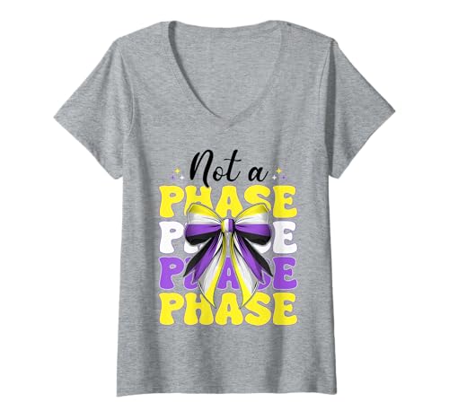 Damen Nonbinary Flag Pride LGBTQ Girl Coquette Bow Not A Phase T-Shirt mit V-Ausschnitt Damen Nonbinary Flag Pride LGBTQ Girl Coquette Bow Not A Phase T-Shirt mit V-Ausschnitt von Coquette Bow Non Binary Pride Genderfluid Gifts