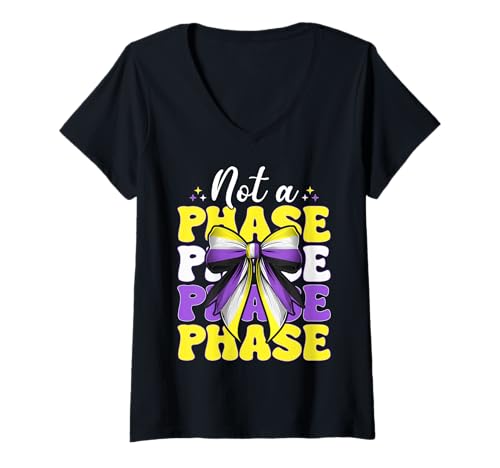 Damen Nonbinary Flag Pride LGBTQ Girl Coquette Bow Not A Phase T-Shirt mit V-Ausschnitt Damen Nonbinary Flag Pride LGBTQ Girl Coquette Bow Not A Phase T-Shirt mit V-Ausschnitt von Coquette Bow Non Binary Pride Genderfluid Gifts