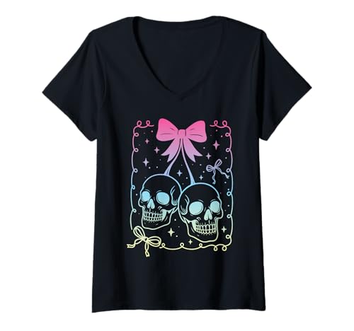 Damen Kokette Schleife Totenkopf Kirschen Pastell Goth Hexe T-Shirt mit V-Ausschnitt Damen Kokette Schleife Totenkopf Kirschen Pastell Goth Hexe T-Shirt mit V-Ausschnitt von Coquette Bows Retro Y2K Pastel Goth Witch Girls