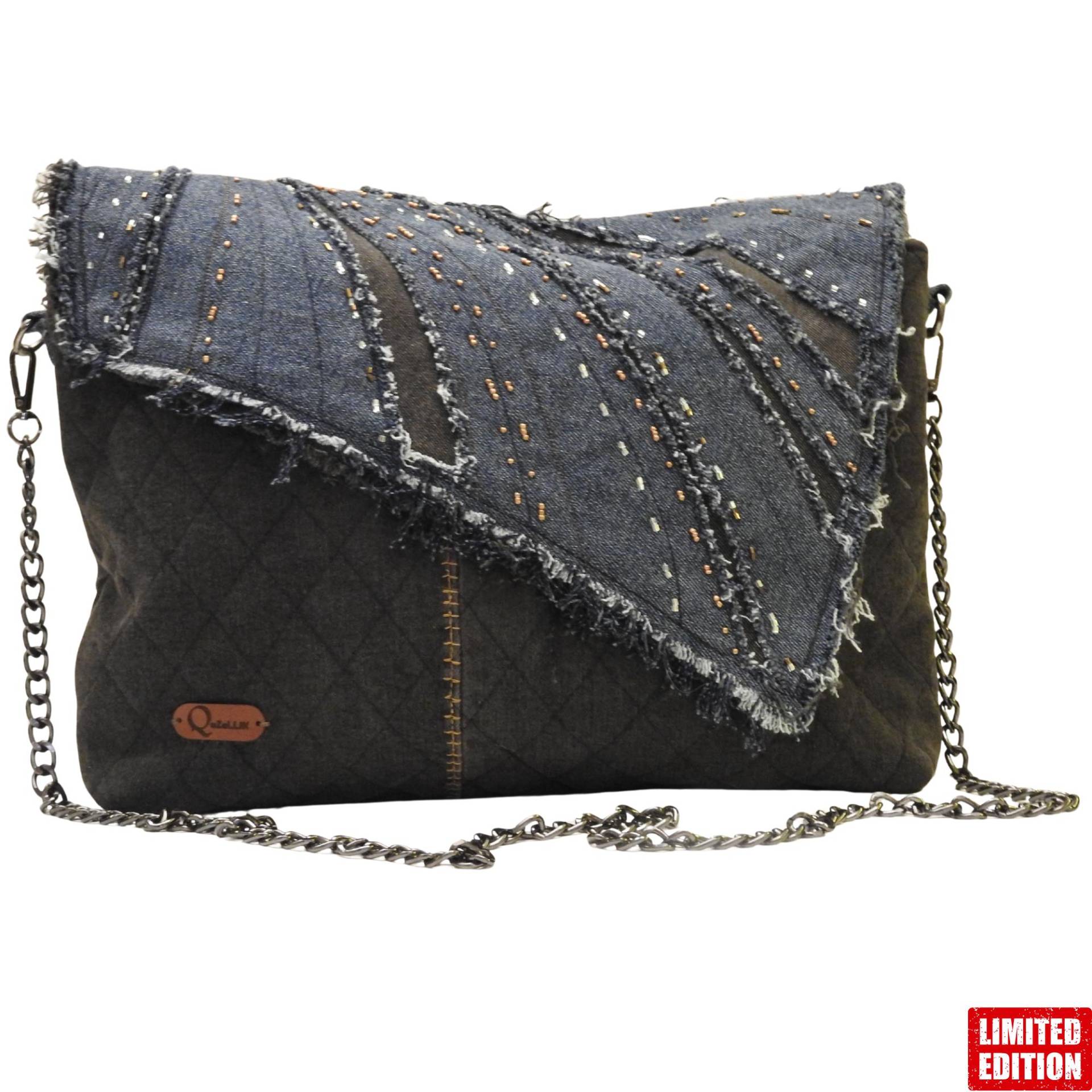 Handgemachte Schultertasche Mit Besticktem Denim-Klappdeckel - Innenfutter, Druckknopfverschluss & Metallkette von Coreexon