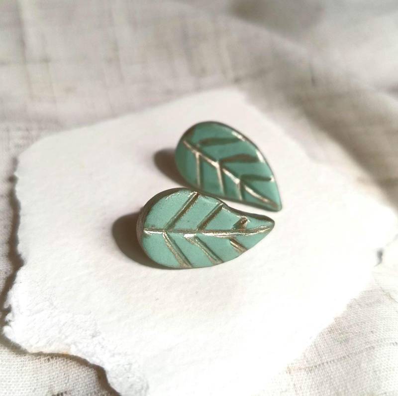 Blatt Ohrringe, Handgemacht, Polymer Clay, Nickelfrei Blatt Ohrringe, Handgemacht, Polymer Clay, Nickelfrei von CoresBijoux