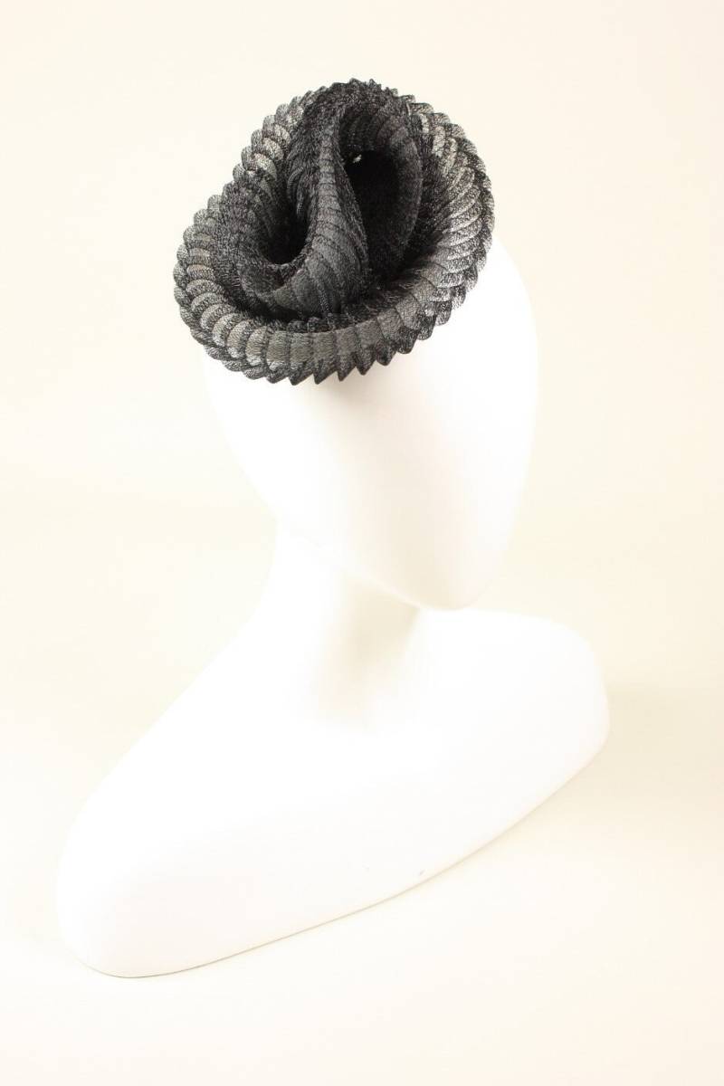 Plissierter Crinoline Fascinator/Headpiece Festival Fashion-Racing Fashion-Ascot/Derby von CorinaHaywood