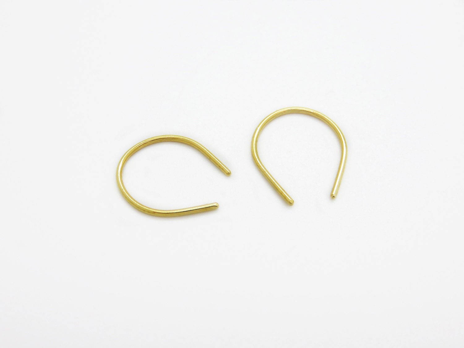 Upside Down Teardrop Hoop-Hufeisen Ohrringe-Minimal Ohrringe-Open Hoop-sterling Silber, Oxidiertes Silber Und Gold von CorneliousWhite