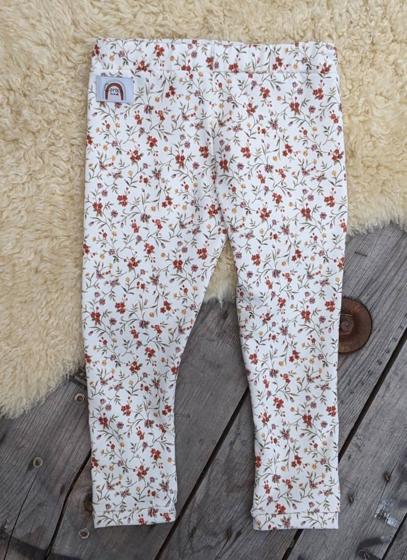 Bezaubernde Leggins "Blumenwiese" Für Babys Und Kinder von CorocuHandmade